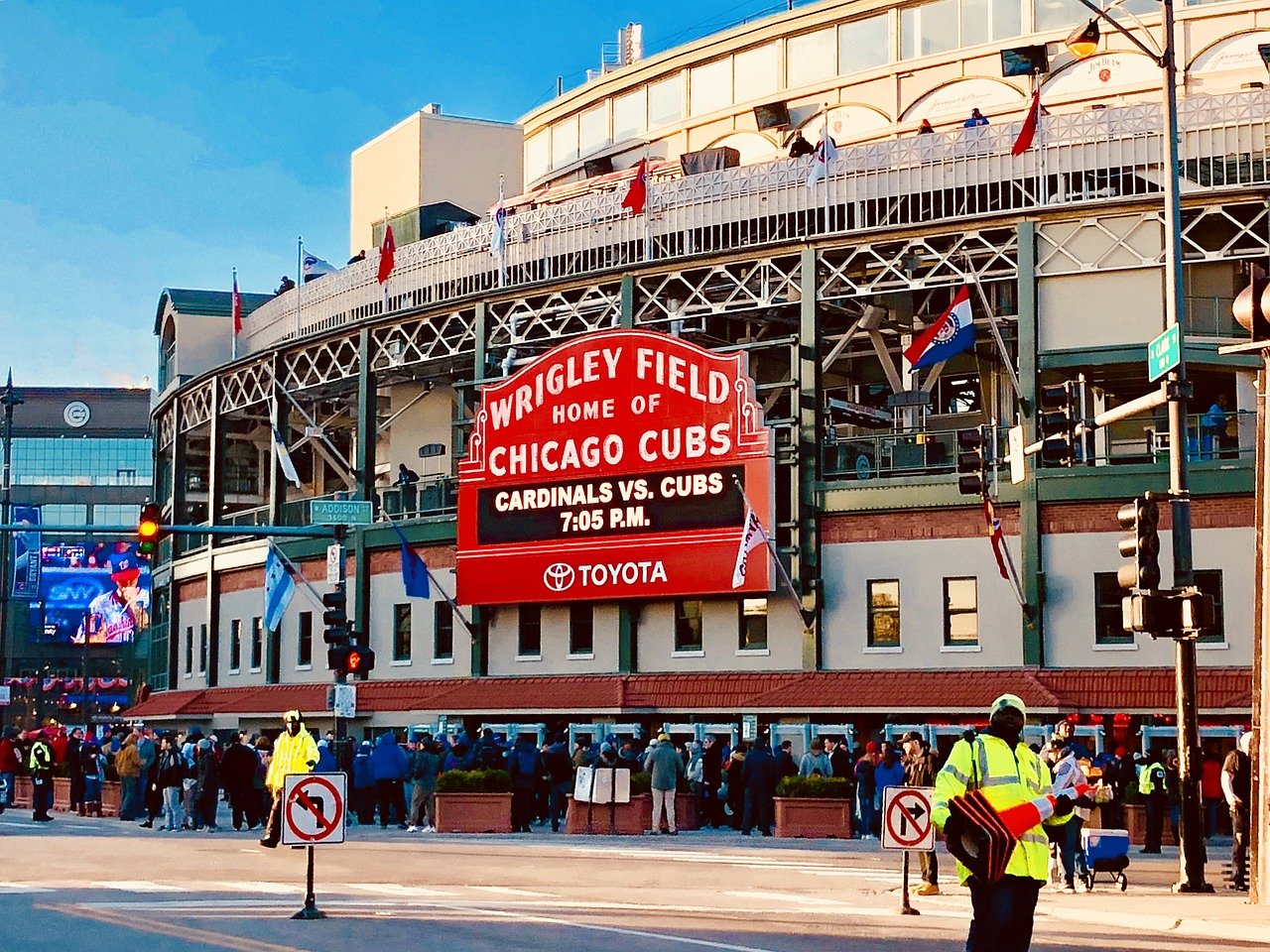How To Buy Wrigley Field Rooftop Seats For Cubs Games In 2020